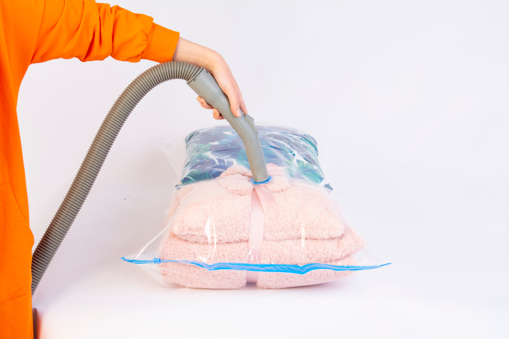 space saving vacuum for clothes is packing hack for moving