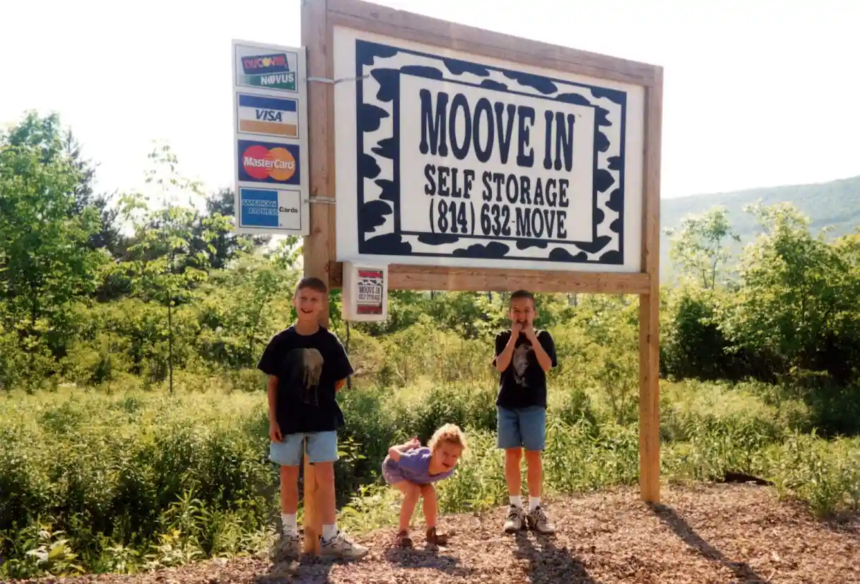 Moove in Self Storage Vehicle and Outdoor Storage