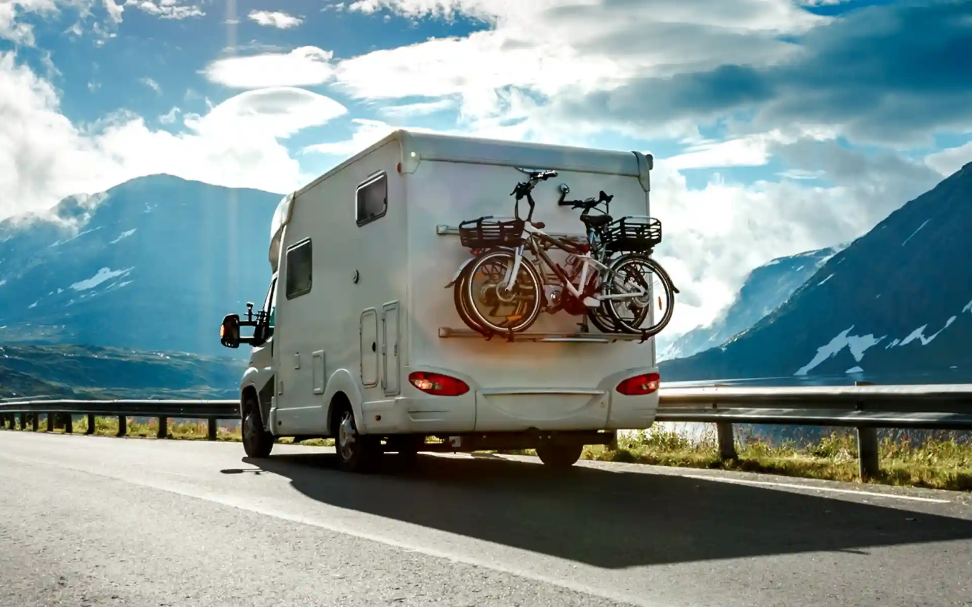 Moove in Self Storage Vehicle and Outdoor Storage